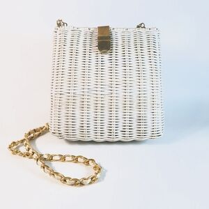 Vintage White Wicker Gold Shoulder Strap Medium Purse